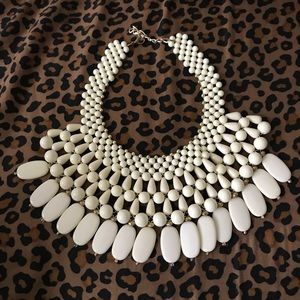 White necklace